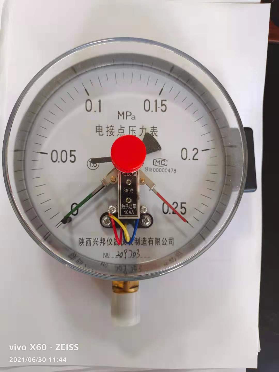 電接點壓力表，YX-60-100/150,1.6級，-0.1-0-100MPA